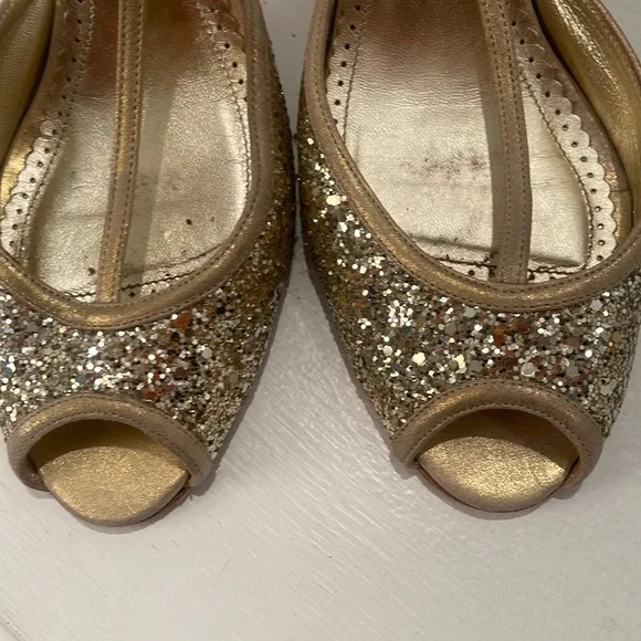 Gold Sparkle T-Srap Heels - Picture 3 of 9